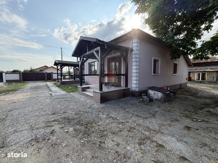 Casă cu 4 camere în Putna