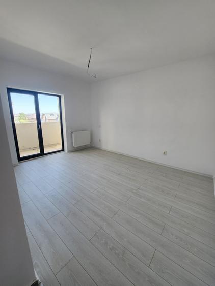 Garsonieră decomandată în Haliu