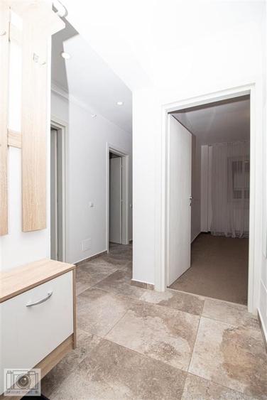 Apartament cu 3 camere decomandat în Chiajna