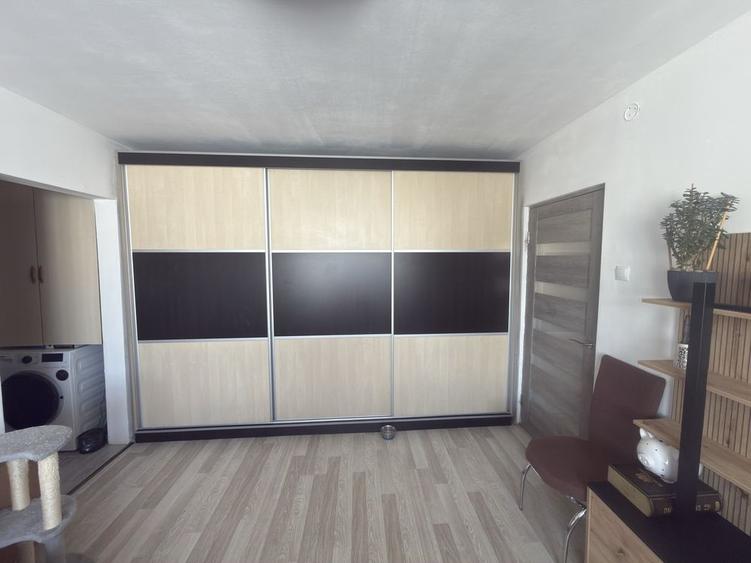 Apartament cu 2 camere semidecomandat în Drumul Carului
