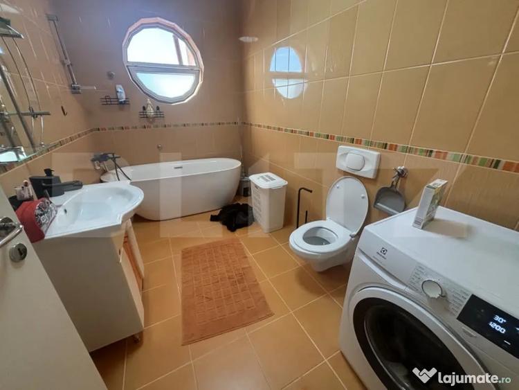 Apartament cu 3 camere decomandat în 14 Mai