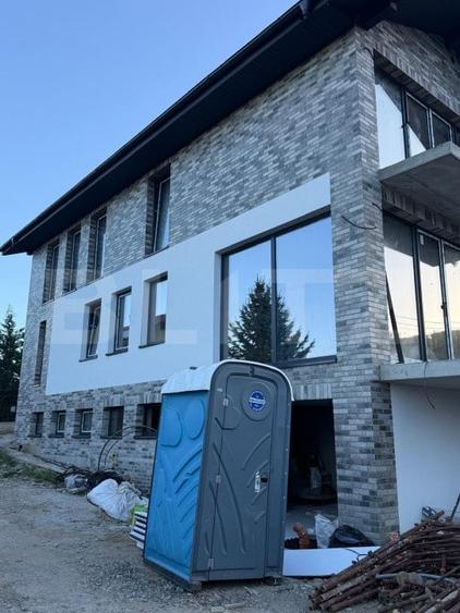 Casă individuală cu 6 camere cu Canalizare în Făget