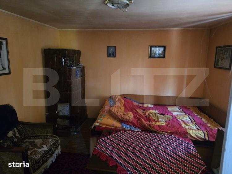 Casă cu 3 camere în Dâmbovicioara
