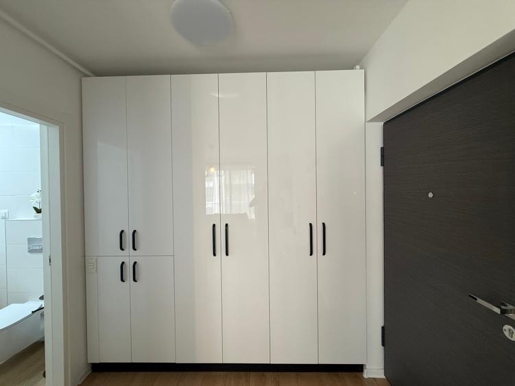 Apartament cu 2 camere decomandat în Drumul Taberei