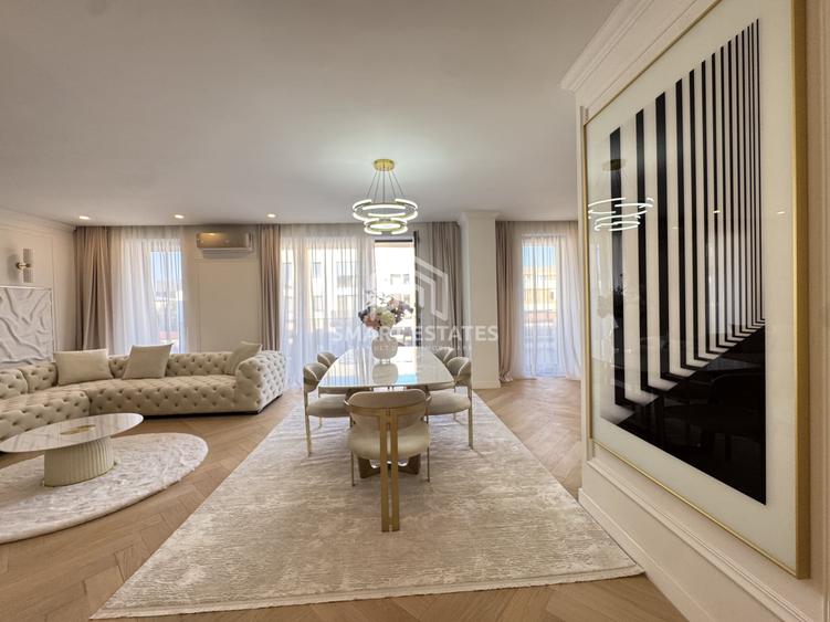 Apartament cu 4 camere în Pipera