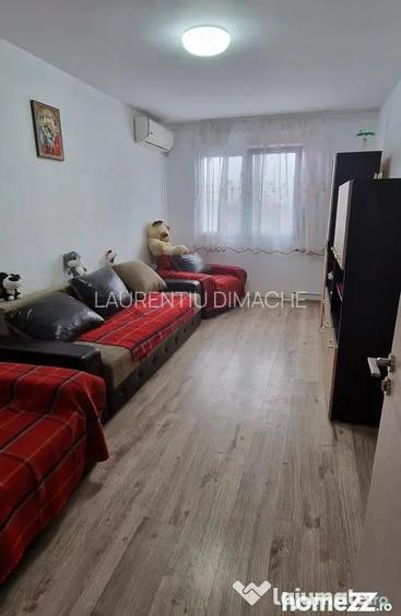 Doua camere in zona sediu politie. - Neptun (Constanta)