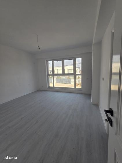 Casă cu 4 camere cu Teren 311 Mp în Central