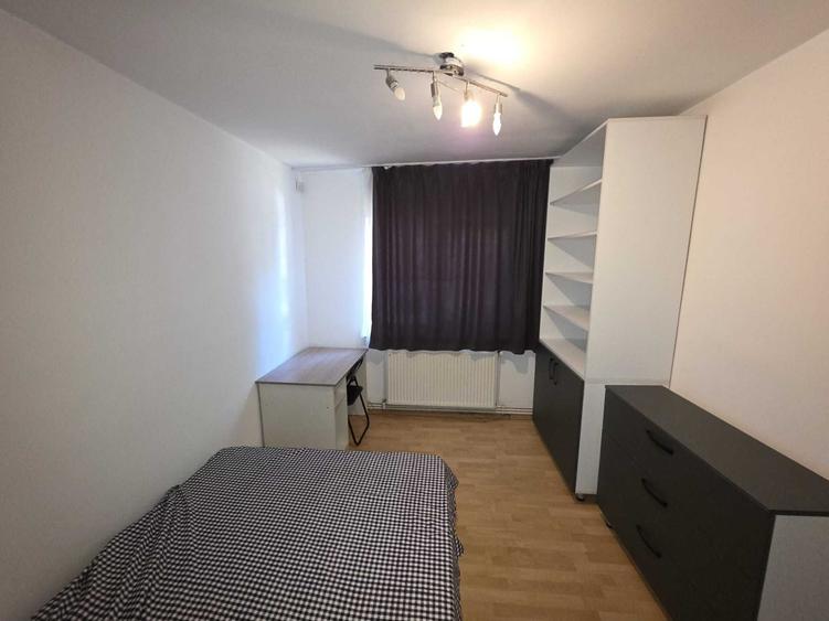 Apartament cu 3 camere decomandat în Exercițiu