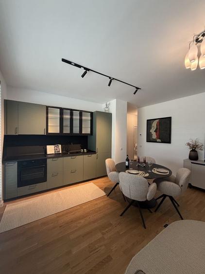 Apartament cu 2 camere decomandat în Băneasa