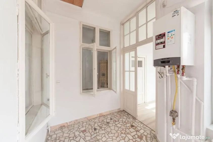 Casă cu 4 camere cu Teren 224 Mp în Central
