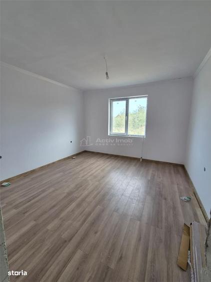 Casă cu 3 camere cu Teren 350 Mp în Variaș