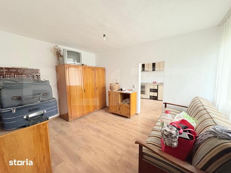 Casă cu 3 camere cu Teren 1900 Mp în Doba
