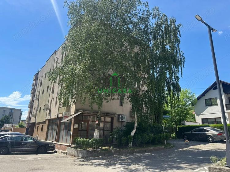 Apartament cu 3 camere decomandat, mobilat în Nord