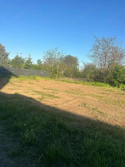 Teren de 500 mp, în Săftica