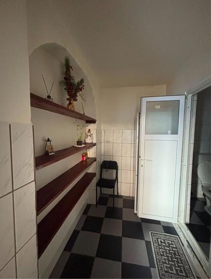 Garsonieră decomandată în Central
