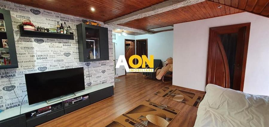Casă individuală cu 6 camere cu Teren 300 Mp în Ampoi 3
