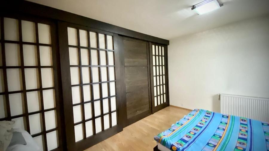 Apartament cu 3 camere decomandat, mobilat în Calea Dumbrăvii
