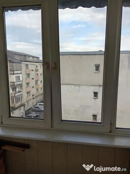 Casă cu 1 camere în Calea Moldovei