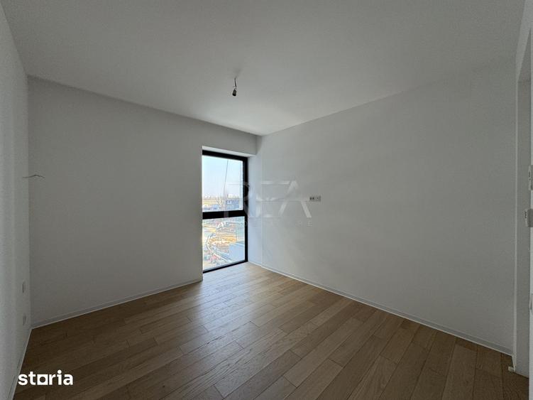 Apartament cu 4 camere decomandat în Tei
