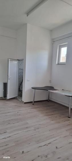 Spațiu comercial, de 20 mp, în Central