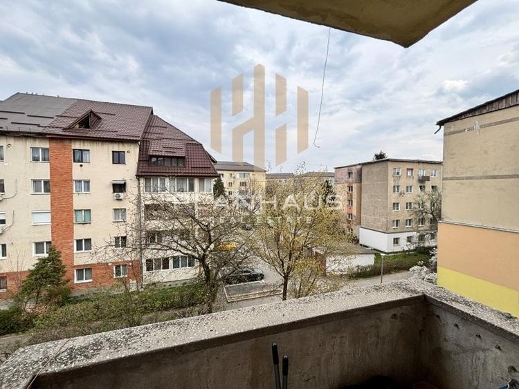 Apartament cu 2 camere semidecomandat, mobilat în Săsar