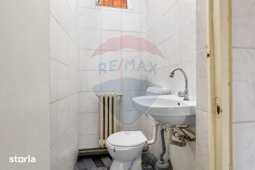 Spațiu comercial, de 30 mp, în Central