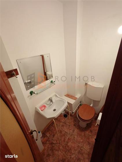 Apartament cu 3 camere decomandat, mobilat în Unirii Centru
