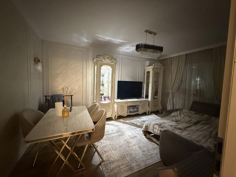 Apartament cu 2 camere decomandat în Valea Oltului