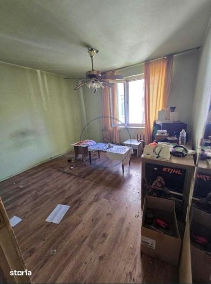Apartament cu 4 camere în Independenței