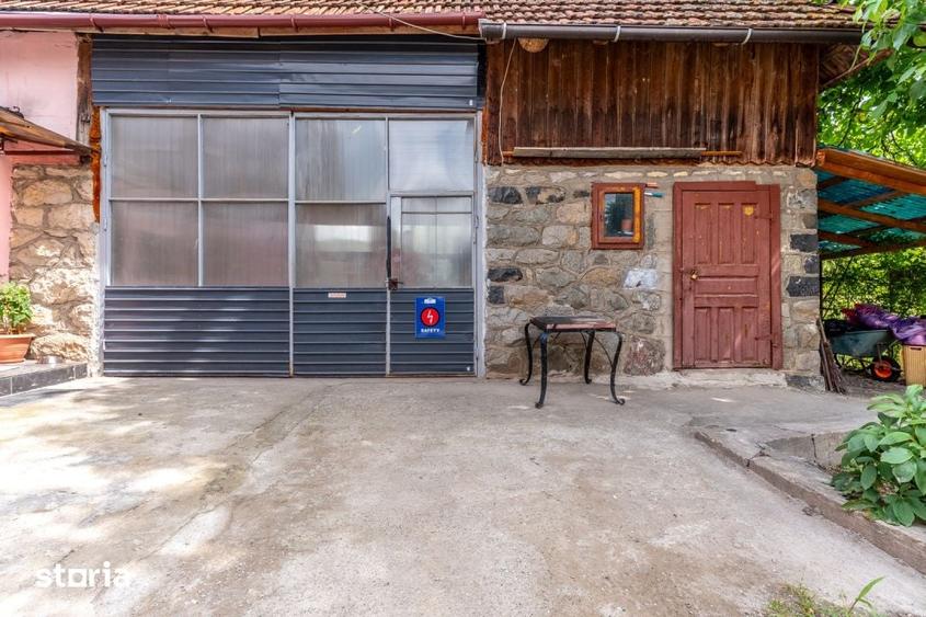 Casă cu 2 camere cu Teren 900 Mp în Brăișoru