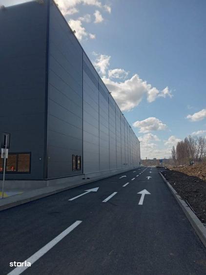 Spațiu comercial, de 900 mp, în Central
