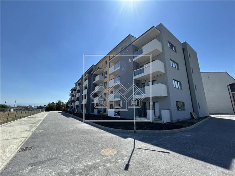 Apartament cu 3 camere nedecomandat în Țiglari