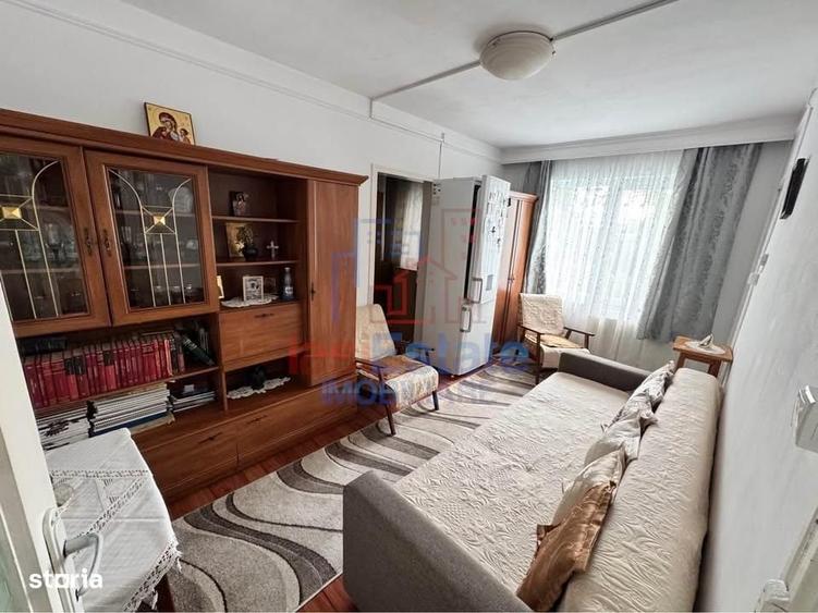 Apartament cu 2 camere nedecomandat în Tătărași