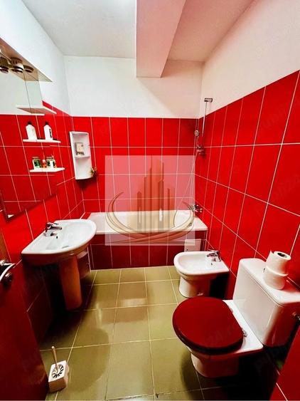 Garsonieră decomandată, mobilată în Complex Studențesc
