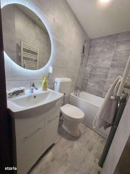 Apartament cu 3 camere decomandat în Malul Mureșului