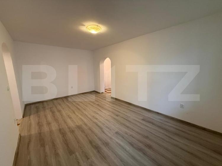 Apartament cu 2 camere semidecomandat în Republicii