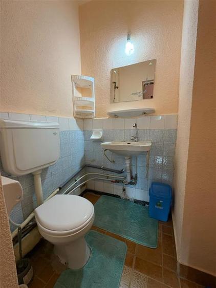Apartament cu 3 camere decomandat, mobilat în Gară