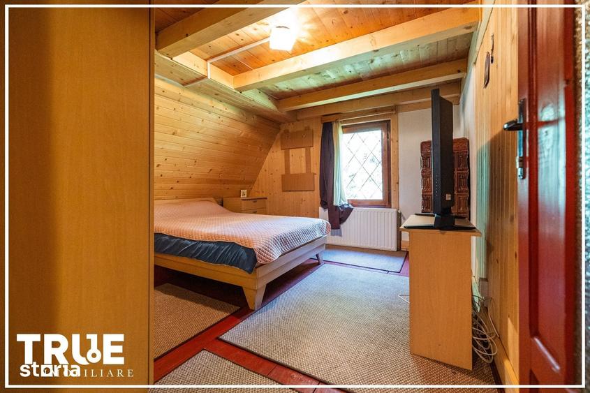 Casă cu 5 camere cu Teren 2253 Mp în Sălard