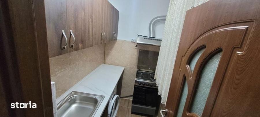 Inchiriez apartament cu doua camere - 1