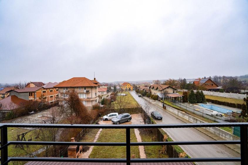 Hotel/Pensiune, de 400 mp, în Băile 1 Mai