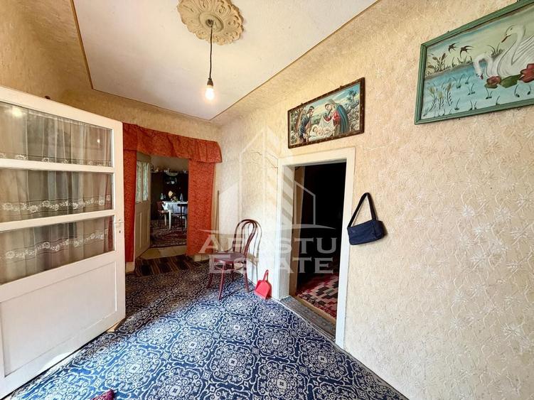 Casă individuală cu 3 camere cu Canalizare în Sânandrei