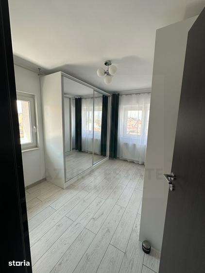 Apartament cu 4 camere decomandat, mobilat în Central