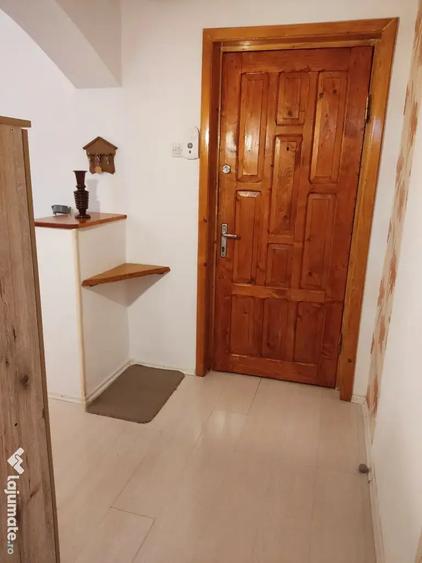 Apartament cu 2 camere semidecomandat în Mărăști