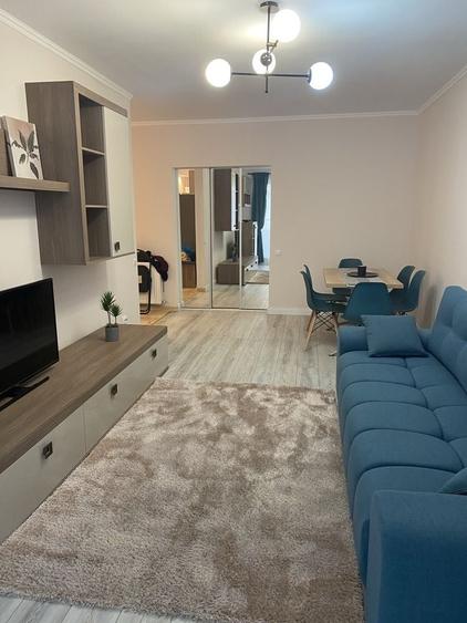 Apartament cu 2 camere decomandat în Florești
