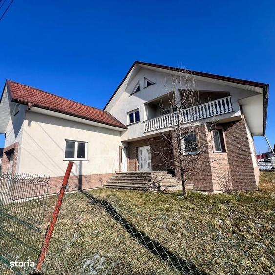 Casă cu 4 camere în Iaslovăț