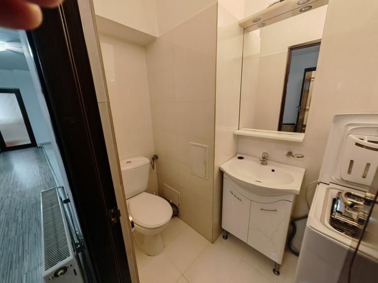 Apartament cu 3 camere decomandat, mobilat în Ștefan cel Mare