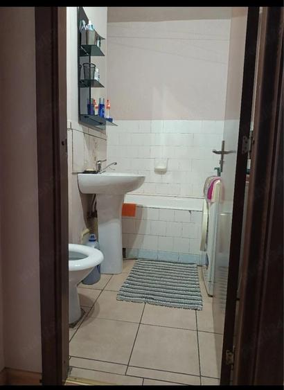 Apartament cu 2 camere decomandat în Lotus