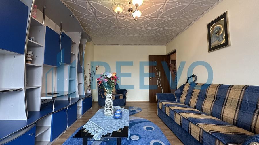 Apartament cu 2 camere decomandat, mobilat în Central