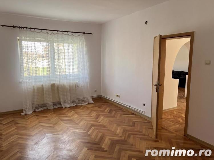 Casă cu 3 camere cu Teren 1000 Mp în Central