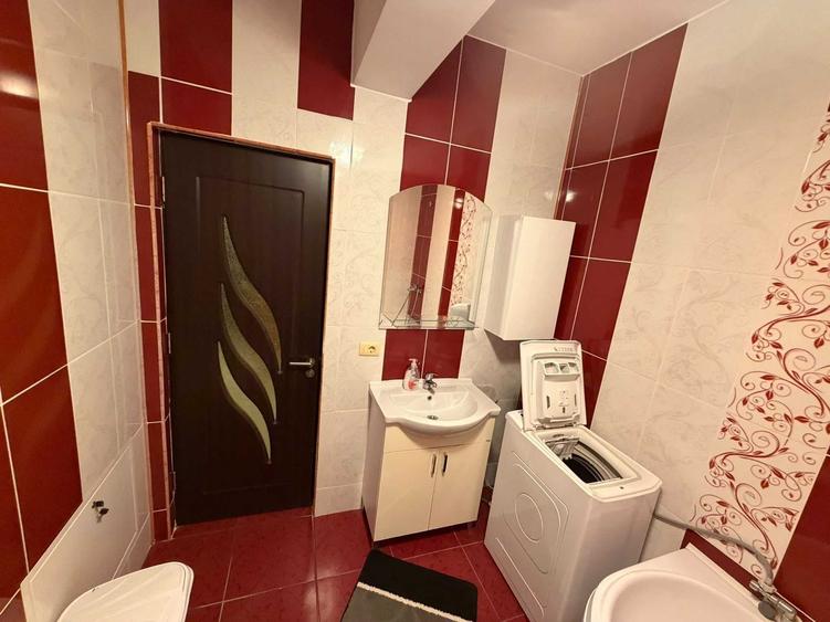 Garsonieră decomandată în Central